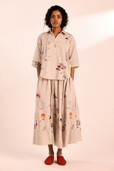 Oat meal floral printed top