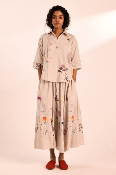Oat meal floral printed skirt