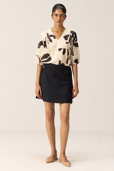 Black cotton skort