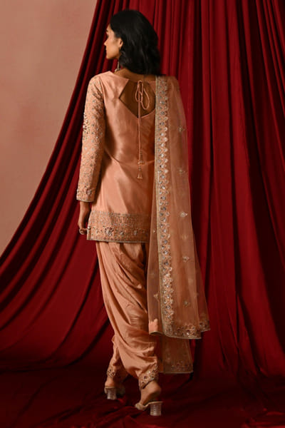Lashkaraa Dusty peach sequin embroidered kurta set LASFEB26D139606