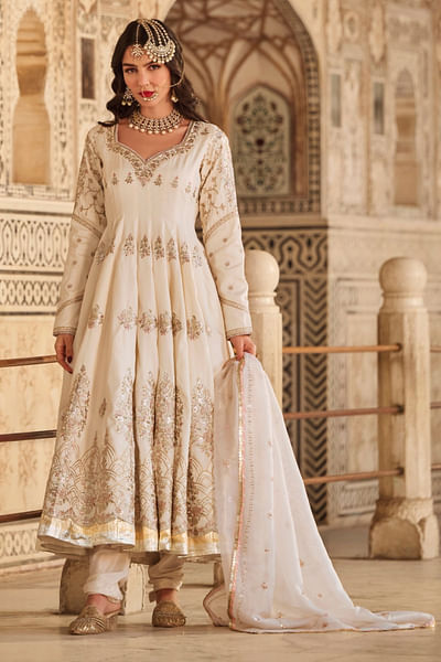 Ivory zari embroidered anarkali set