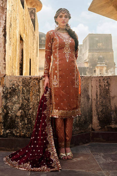 Rust zari and sequin embroidered kurta set