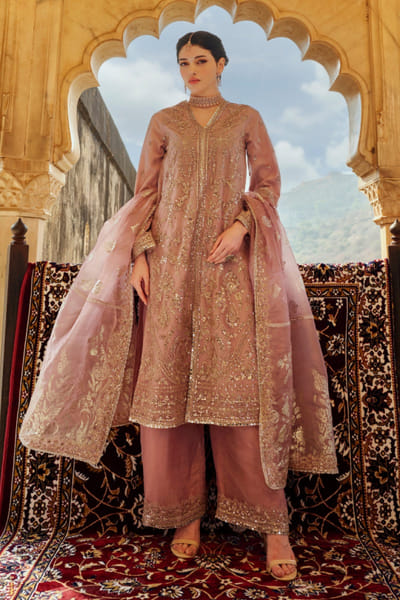 Dusty pink zari embroidered kurta set