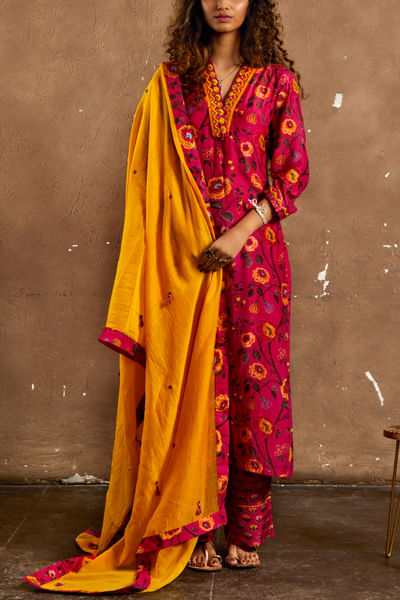 Floral printed kurta set