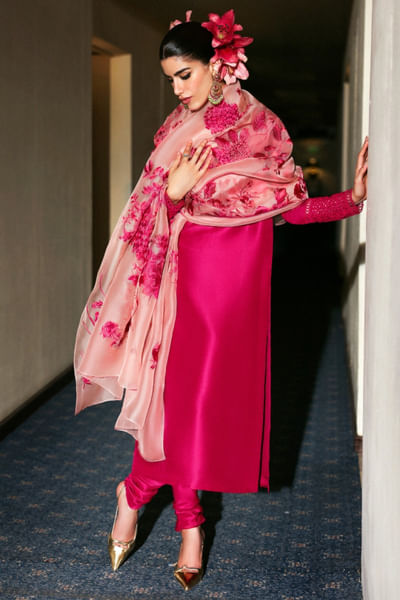 Raspberry embroidered kurta set