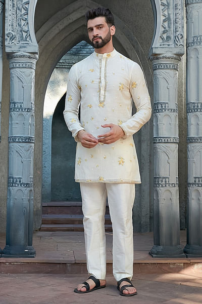 Ivory floral embroidered short kurta set