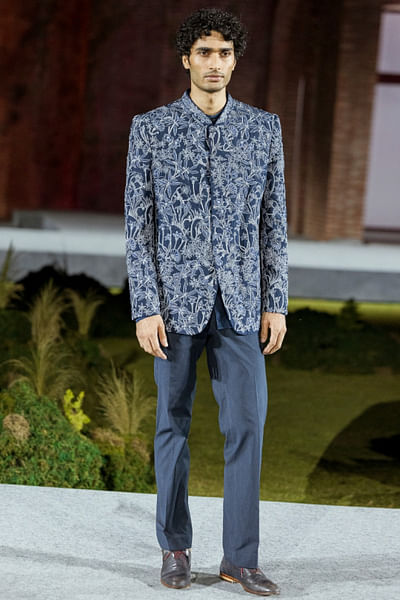 Navy blue floral embroidered jodhpuri set