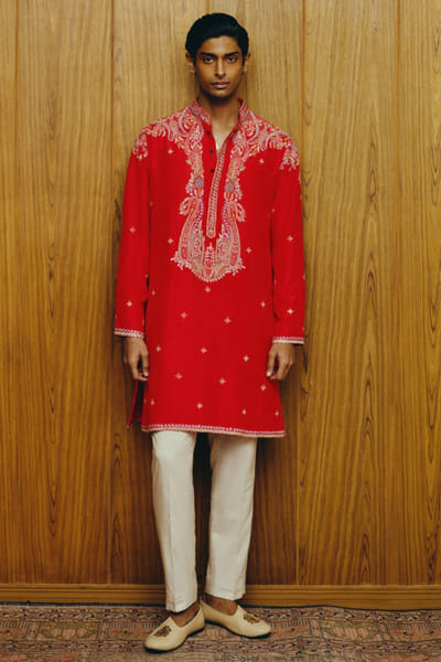 Scarlet kashida embroidered kurta set