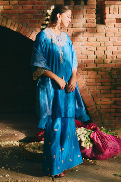 MIRASA Blue embroidered short kurta-farshi salwar set MIRAJUN26D147246