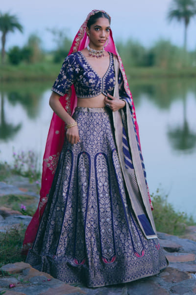 MIRASA Blue-pink embroidered banarasi lehenga set MIRAJUN26D147236