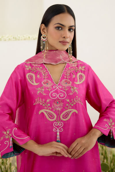 Multicolour kundan chandbalis