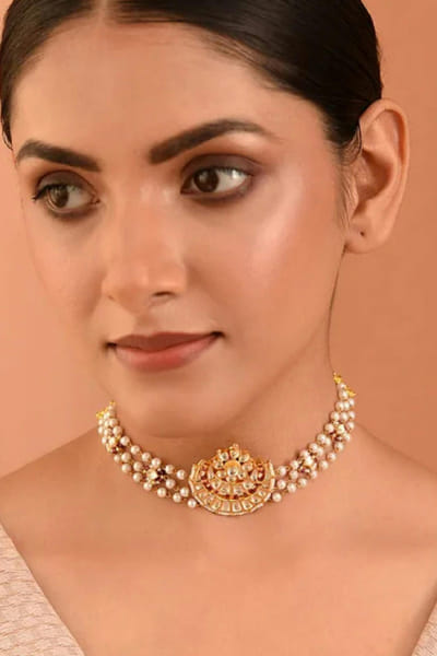 Gold jadau pearl choker