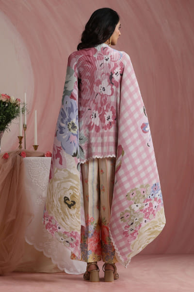 Moh India Soft pink floral printed cape MOHIAUG26D151497