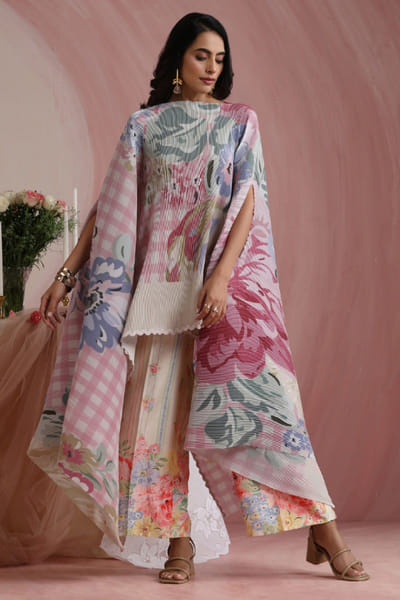 Moh India Soft pink floral printed cape set MOHIAUG26D151496