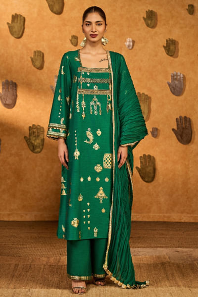 Green foil print kurta set