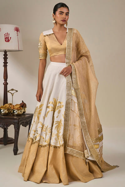 Masaba Ivory foil print embroidered lehenga set MASAAUG26D151224