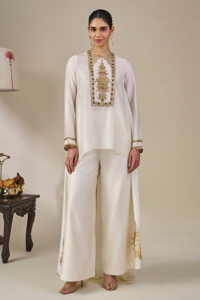 Masaba Ivory embroidered asymmetric kurta set MASAAUG26D151219