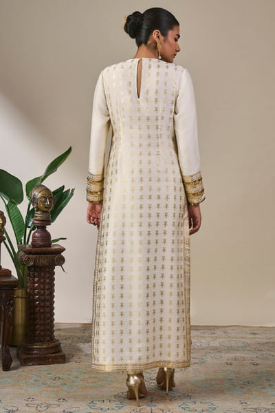 Masaba Ivory stone embellished foil print kurta set MASAAUG26D151220