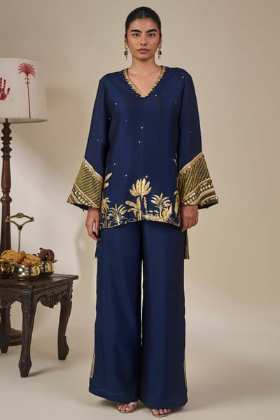 Masaba Blue embroidered gold printed border kurta set MASAAUG26D151223