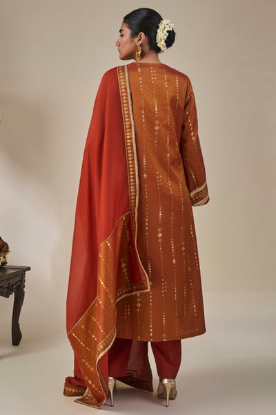 Masaba Rust-orange embroidered foil print kurta set MASAAUG26D151215