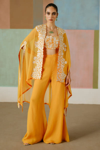 Tangerine leaves embroidered cape set