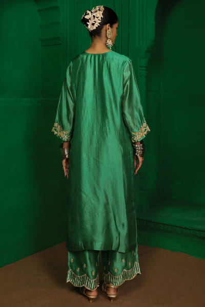 Charu Makkar Forest green gota embroidered kurta set CHARJUL26D149440