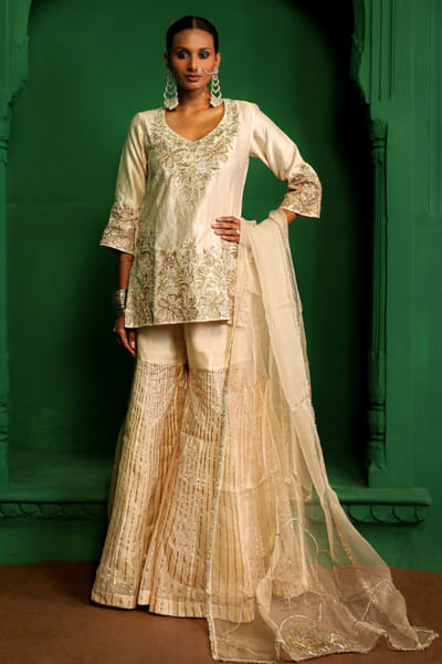 Charu Makkar Pearl white aari embroidered gharara set CHARJUL26D149453