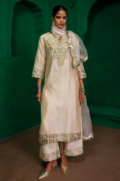Charu Makkar Pearl white applique kurta set CHARJUL26D149461
