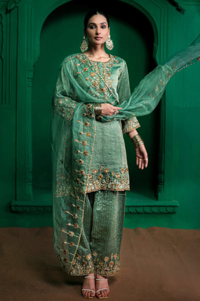 Charu Makkar Green applique embroidered farshi kurta set CHARJUL26D149468