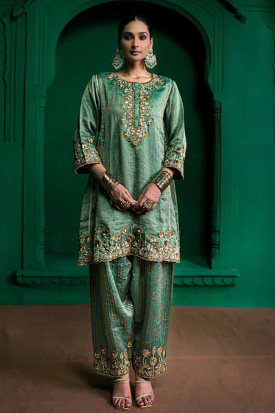 Charu Makkar Green applique farshi kurta set CHARJUL26D149469