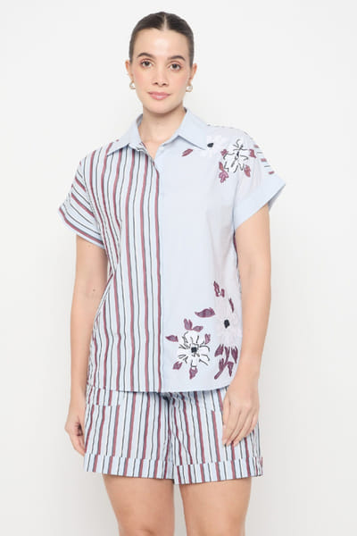 Blue cotton relaxed shorts