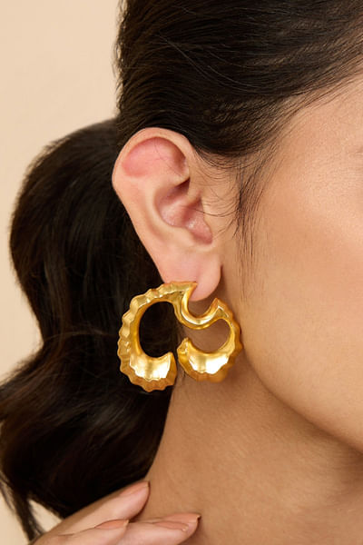 Gold coral wave large studs