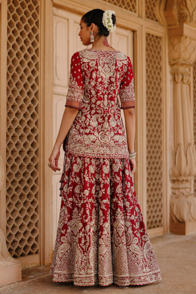 Sheetal Batra Red floral-paisley embroidered lehenga set SHEEAUG26D153082