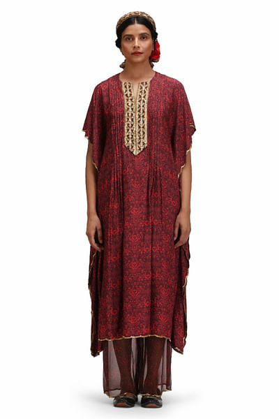 Garnet embroidered kaftan set