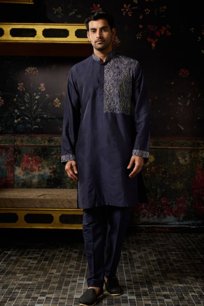 Blue geometric thread embroidered kurta set