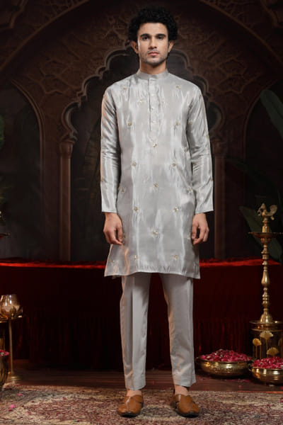 Miku Kumar Grey embroidered kurta set MIKJUN25D129165