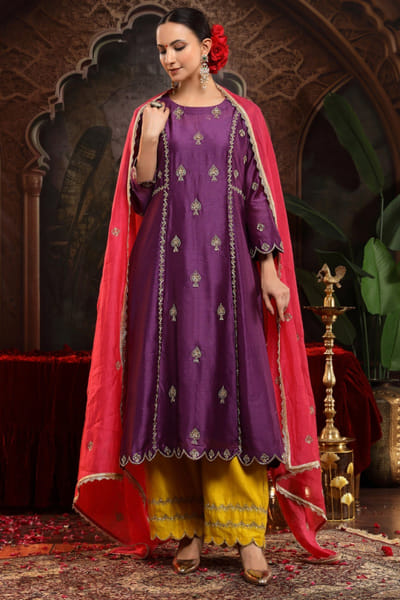 Miku Kumar Purple hand embroidered kurta set MIKJUN25D129161