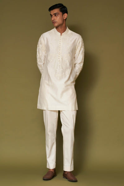 Devnaagri Ivory dori embroidered kurta set DEVNAPR26D143050