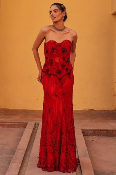 Red crystal embroidered corset skirt set