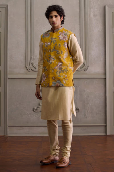 Kalista Amber floral printed bandi and kurta set KALIAUG26D152454