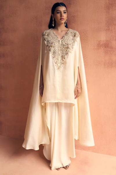 Ivory embroidered kaftan set