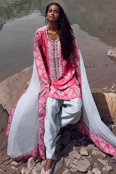 Rose red tribal geometric print short kurta set