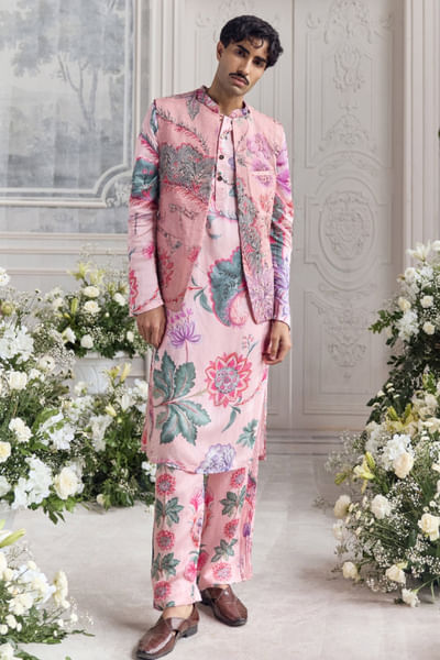 Blush pink hand embroidered bundi kurta set