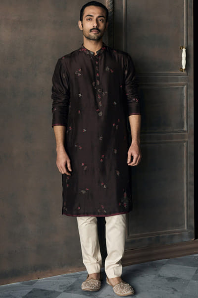Matsya Brown resham aari embroidered kurta set MATSMAY26D144445