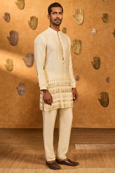 Ivory foil print gota embroidered kurta set