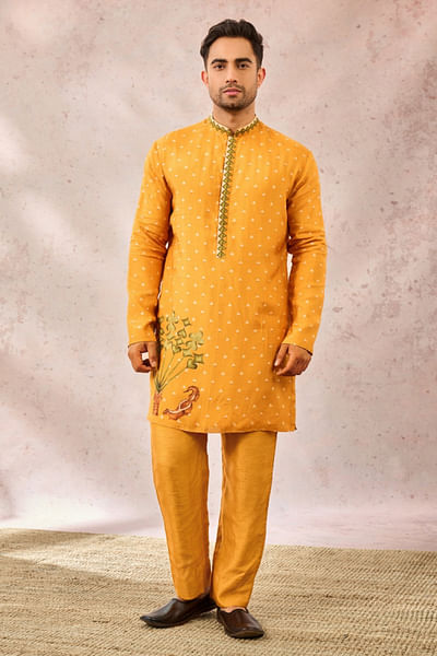 Yellow card ace printed kurta set