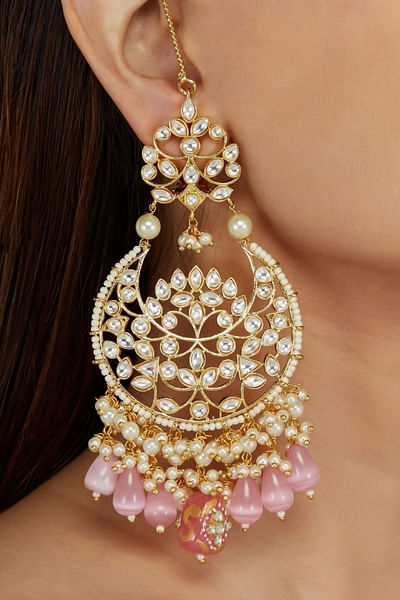 Pink meenakari chandbaalis