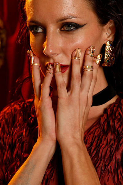 Gold studded nail ring set