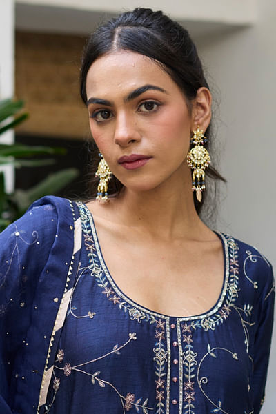 Golden and pink kundan chandbalis