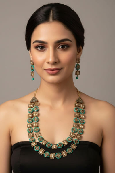 Turquoise gemstones layer necklace set